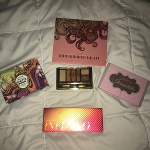 AFFORDABLE EYESHADOW PALETTE BUNDLE